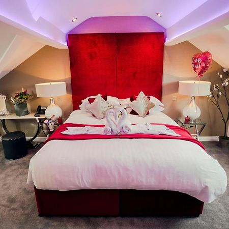 Aphrodites Group - Luxury Hot Tub Suites In Central Lake District! Bowness-on-Windermere Dış mekan fotoğraf